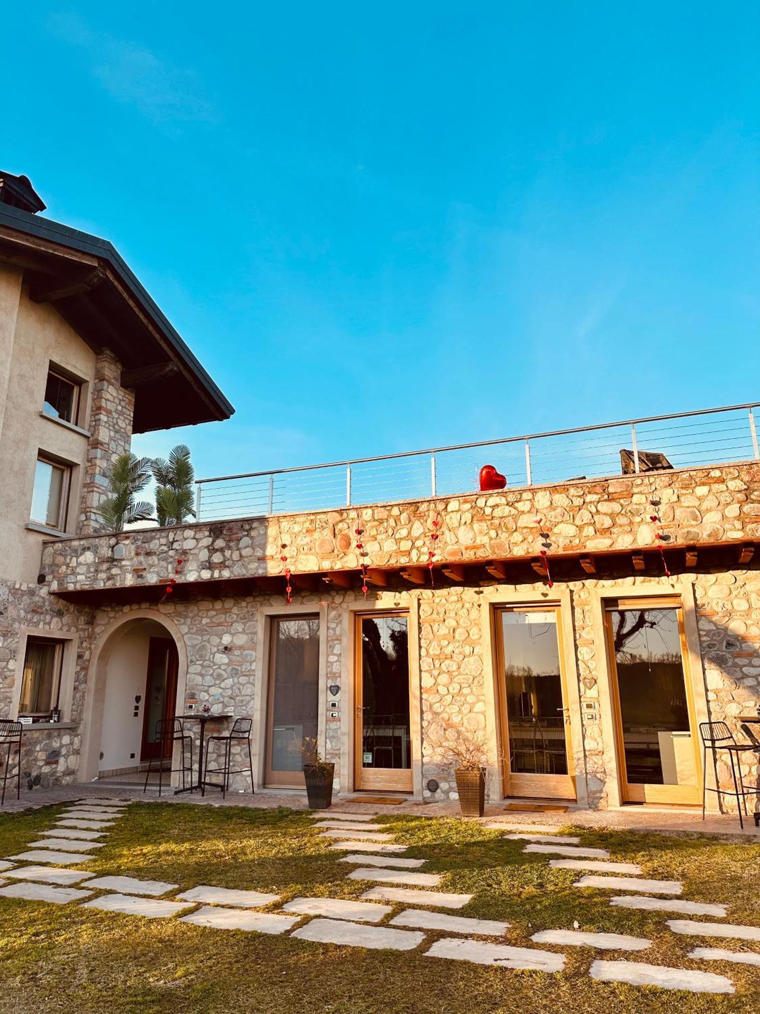 Holiday Home Sovenigo Puegnago del Garda Exterior photo